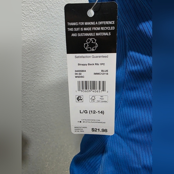 NEW Essentials By Catalina Swimsuit - Picture 6 of 7